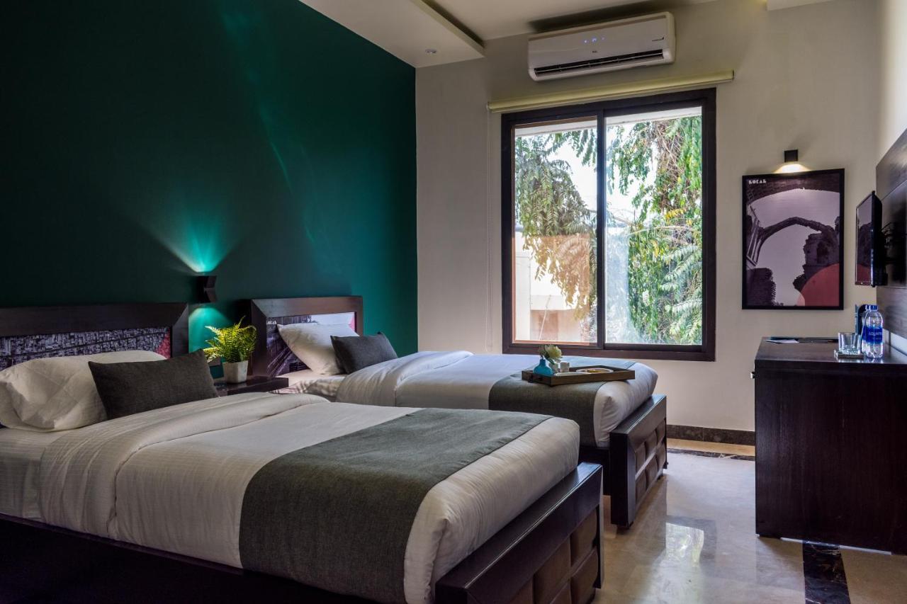 Lokal Rooms X Shahrah-E-Faisal Karachi Buitenkant foto