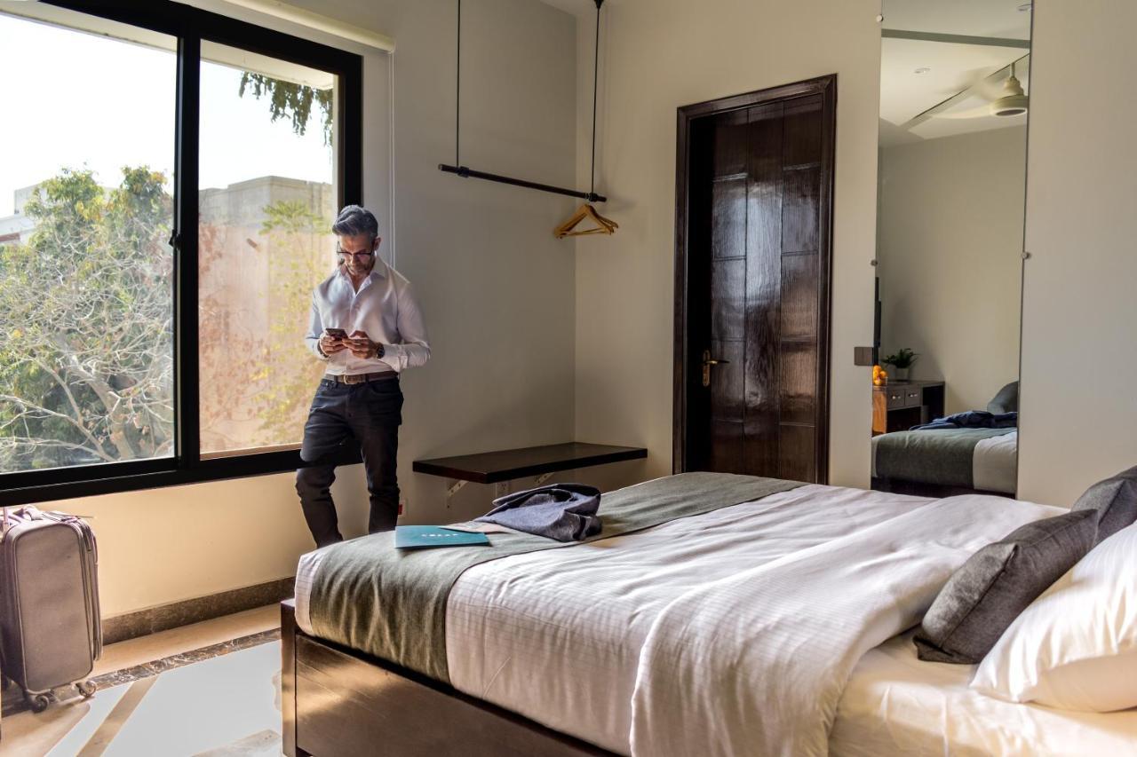 Lokal Rooms X Shahrah-E-Faisal Karachi Buitenkant foto