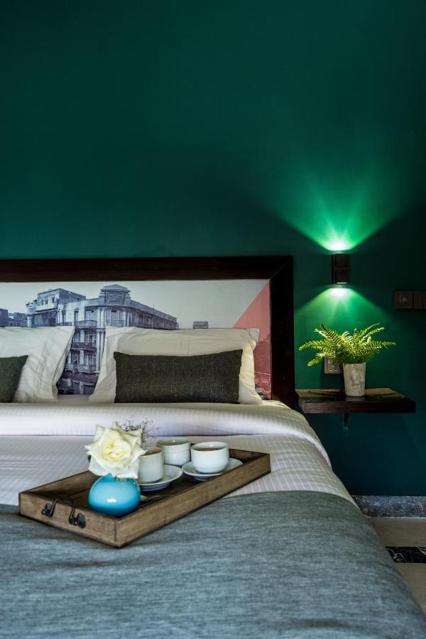 Lokal Rooms X Shahrah-E-Faisal Karachi Buitenkant foto
