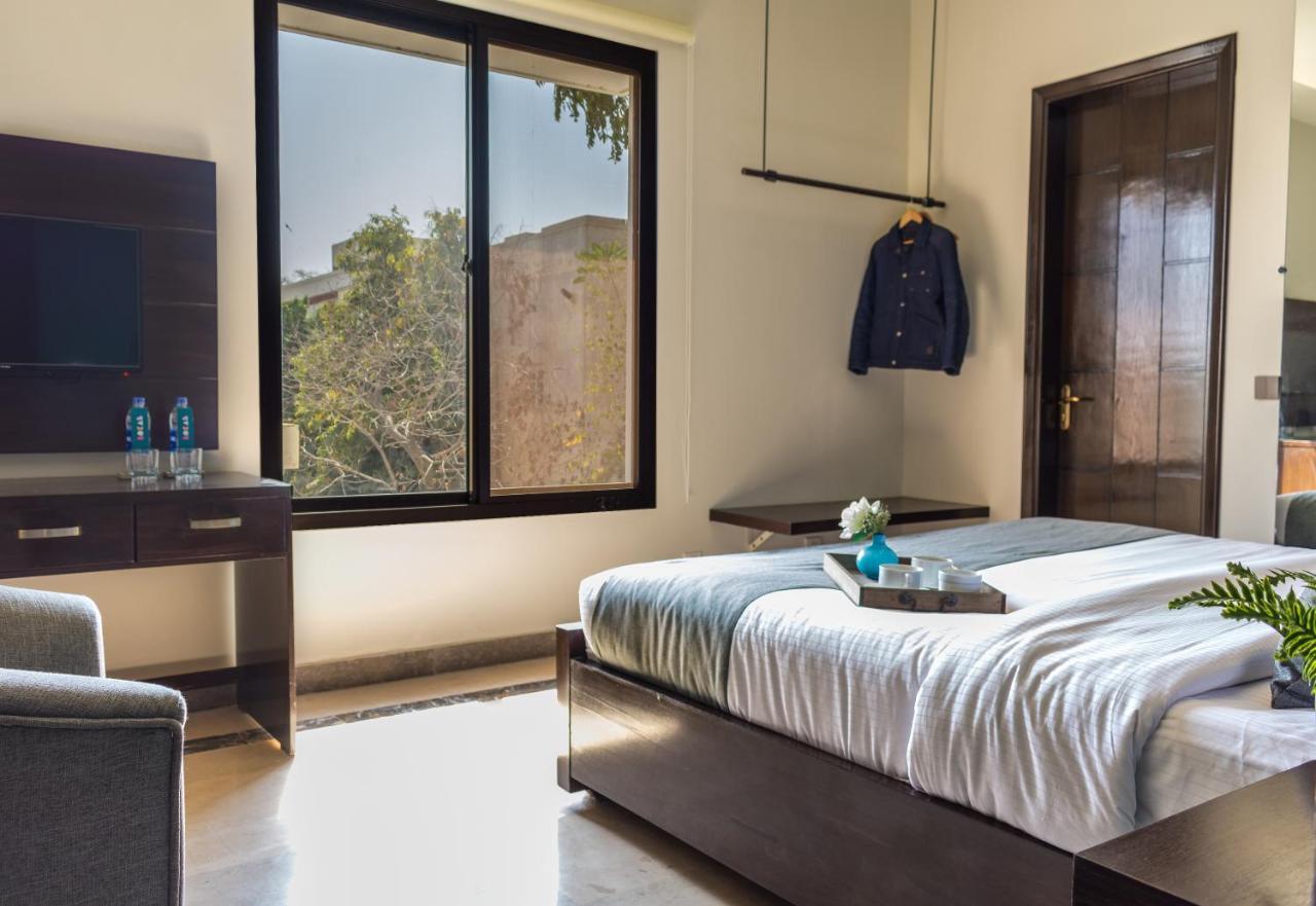 Lokal Rooms X Shahrah-E-Faisal Karachi Buitenkant foto