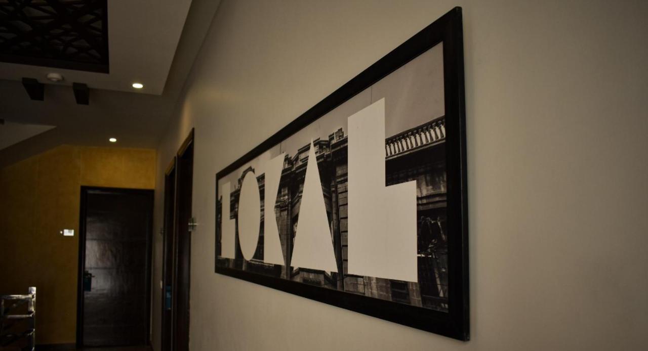 Lokal Rooms X Shahrah-E-Faisal Karachi Buitenkant foto