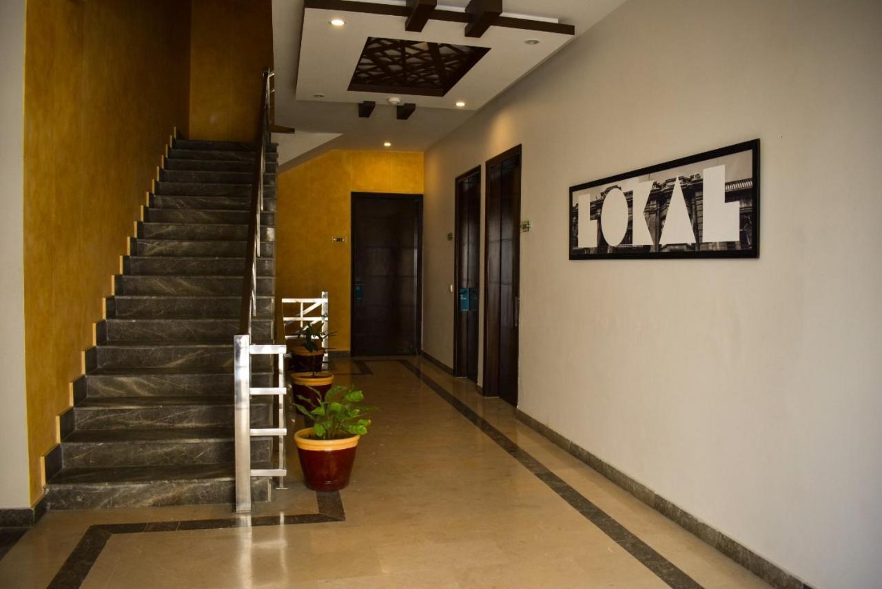 Lokal Rooms X Shahrah-E-Faisal Karachi Buitenkant foto